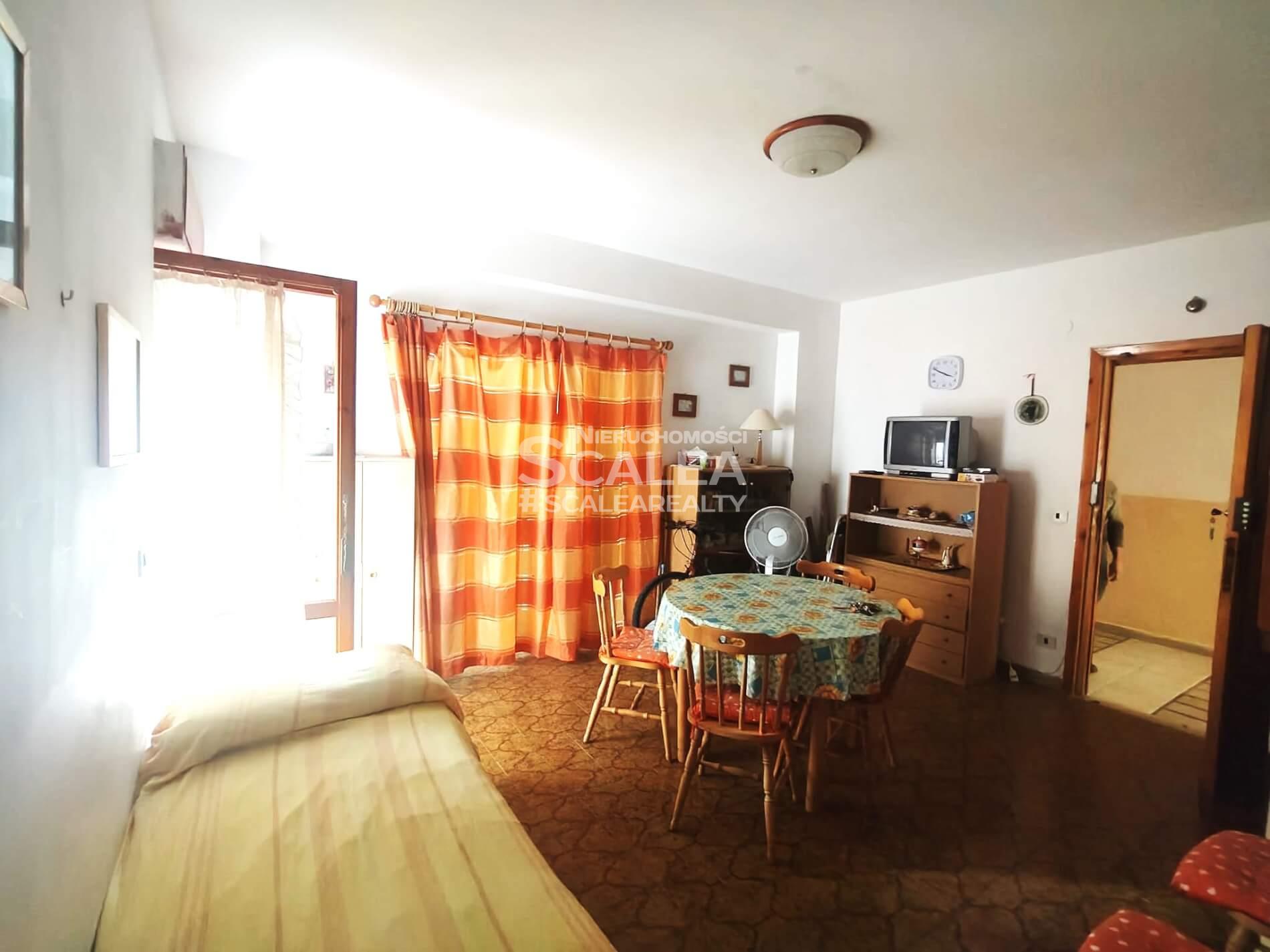 Jednopokojowe mieszkanie na 3 piętrze w centrum Scalea