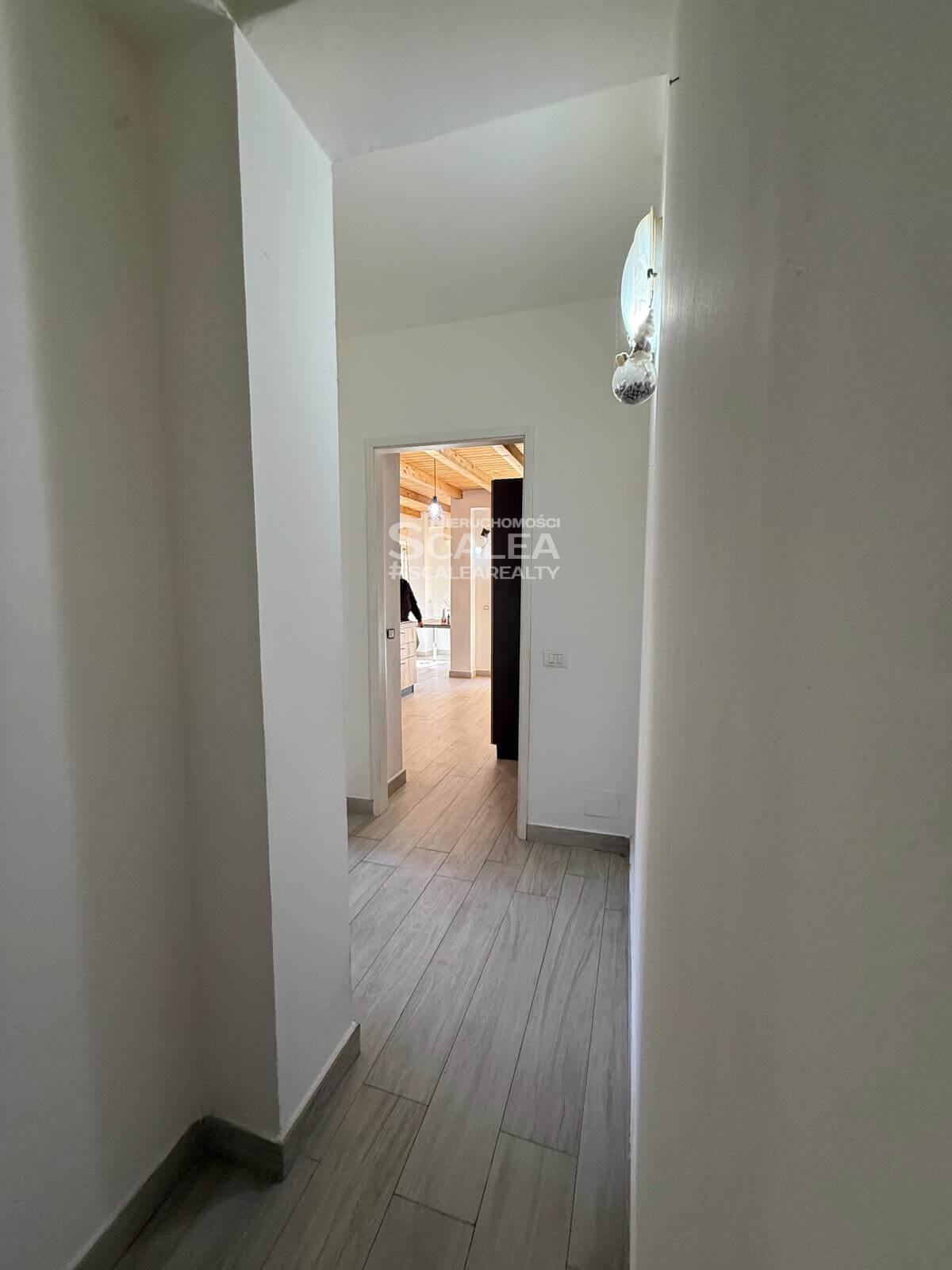 Mieszkanie z ogrodem, remont kapitalny, ogrzewanie w Scalea