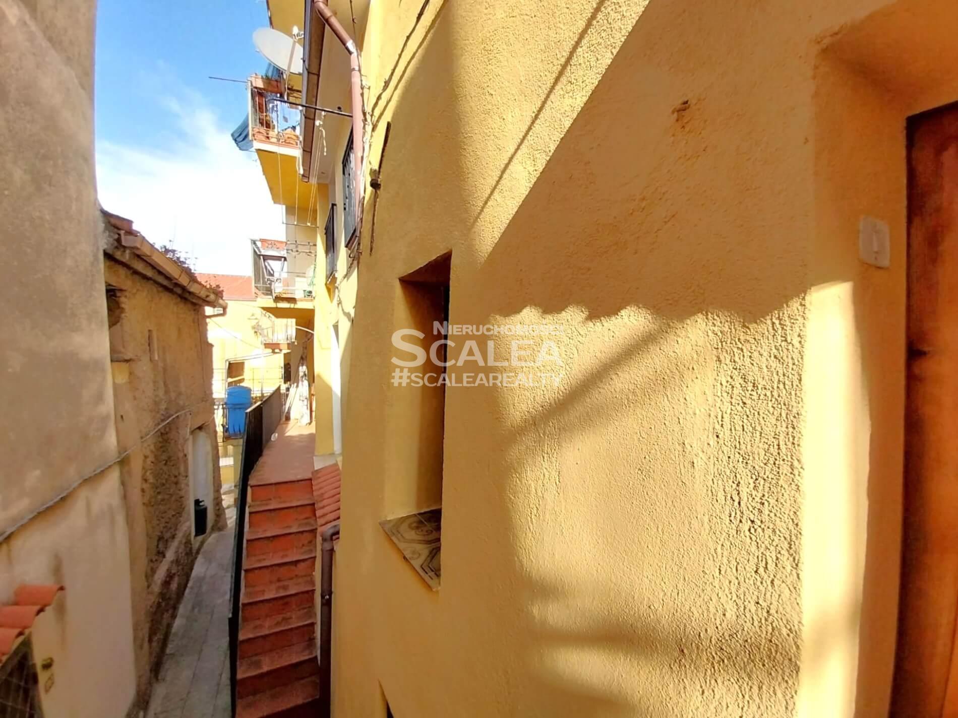 Luksusowy apartament o powierzchni 75 metrów kwadratowych w Acquappesa