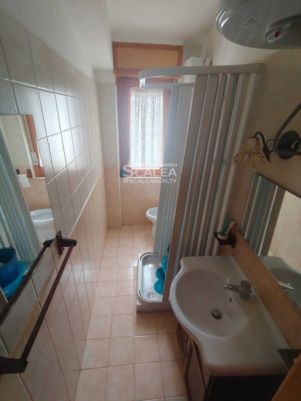 Scalea, 400 metrów do plaży, budynek z windą