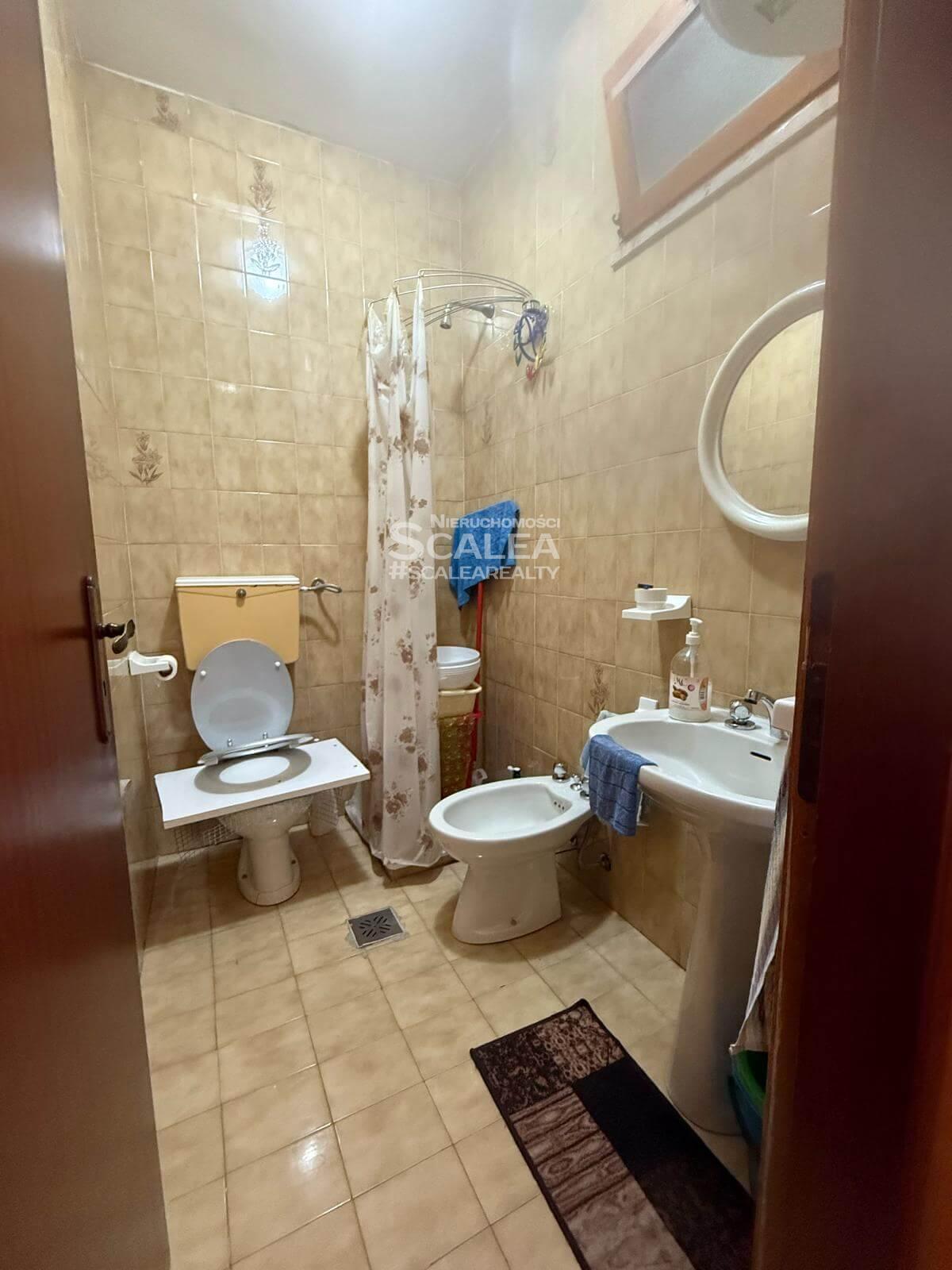 Mieszkanie w Scalea na 2 piętrze o powierzchni 60 m2 i 2 dużych sypialniach