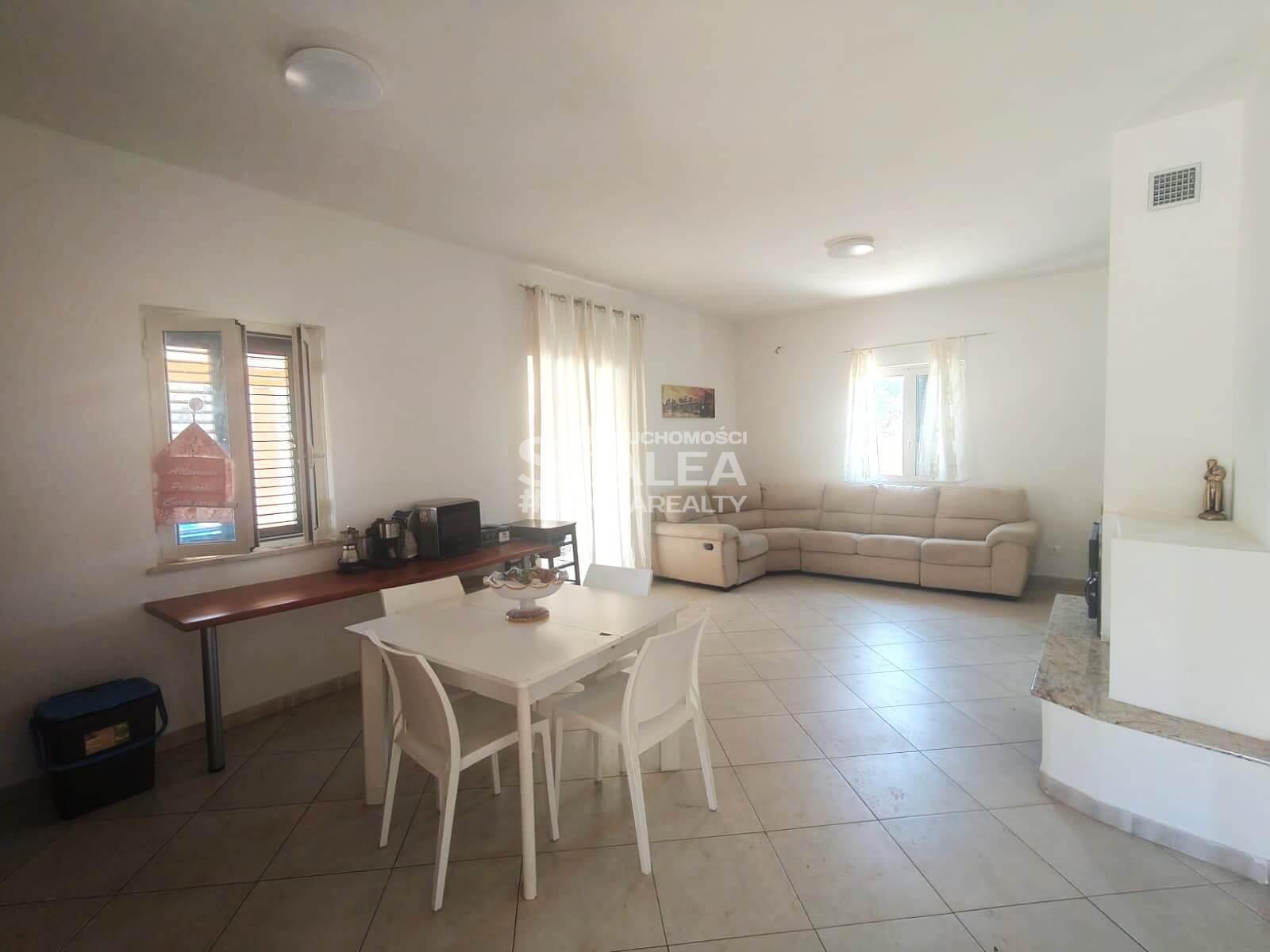 Scalea, nowo wybudowany dom jednorodzinny