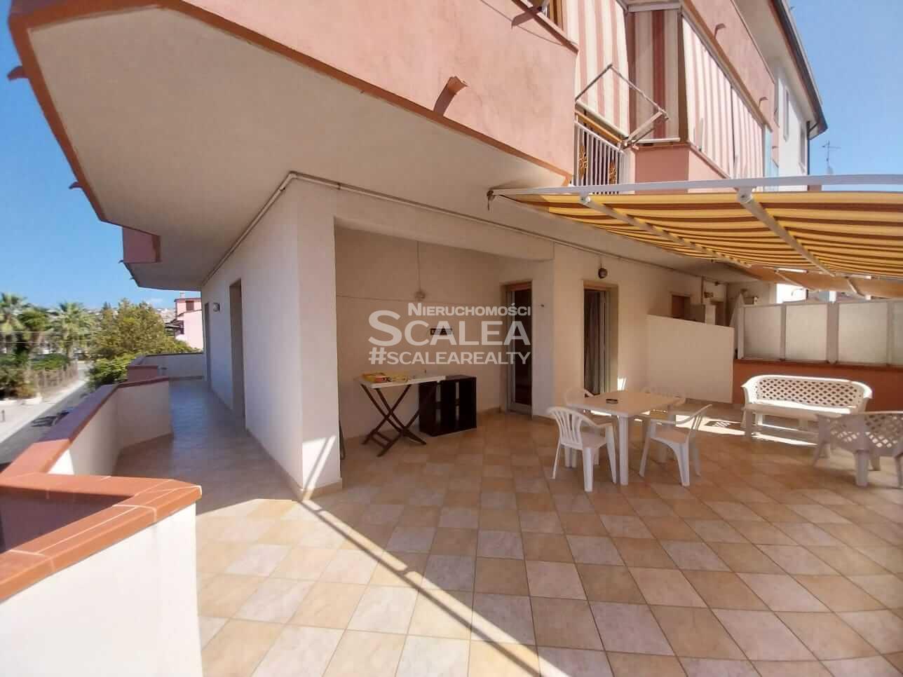 Centrum miasta Scalei, Cap. remont, 300 metrów od morza