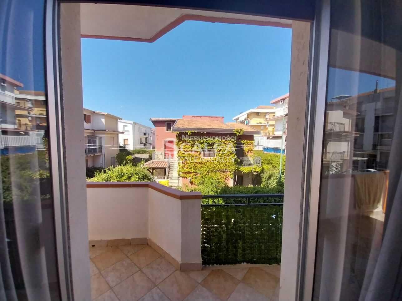 Centrum miasta Scalei, Cap. remont, 300 metrów od morza