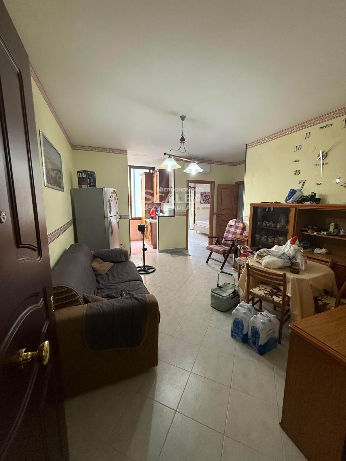 Trzecia linia plaży Scalea, parter, 90 m2.