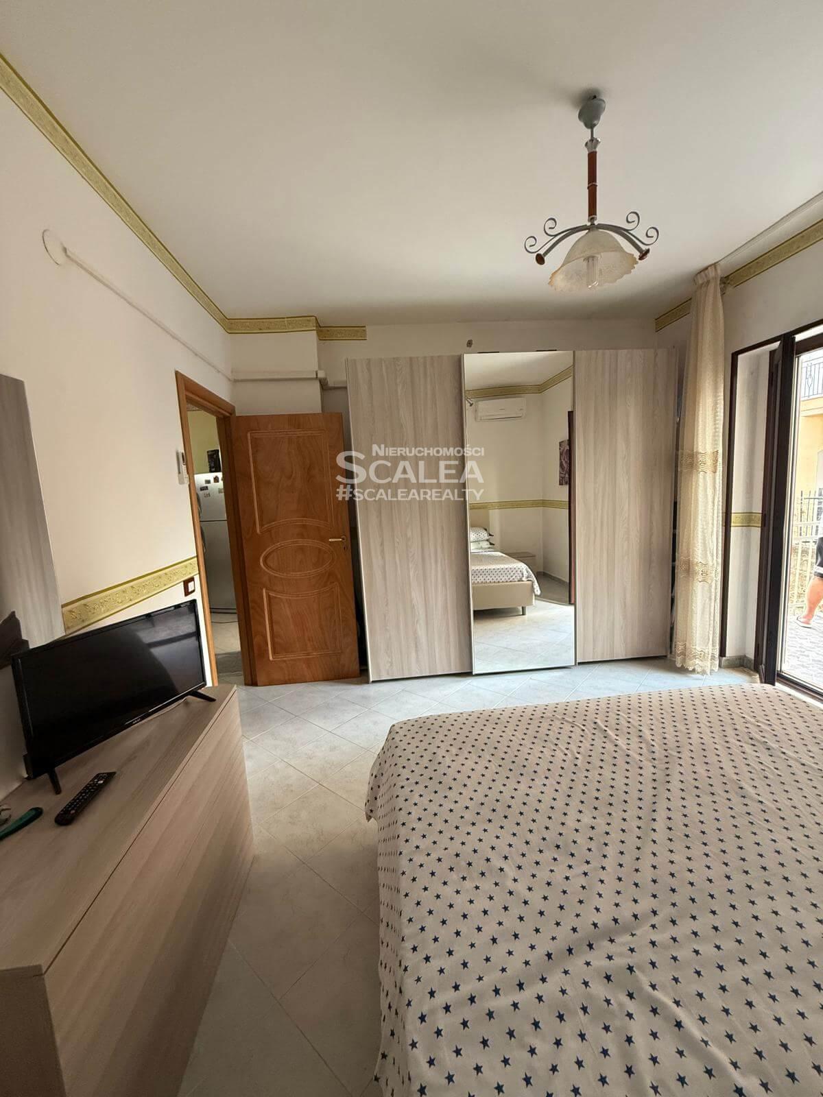 Trzecia linia plaży Scalea, parter, 90 m2.
