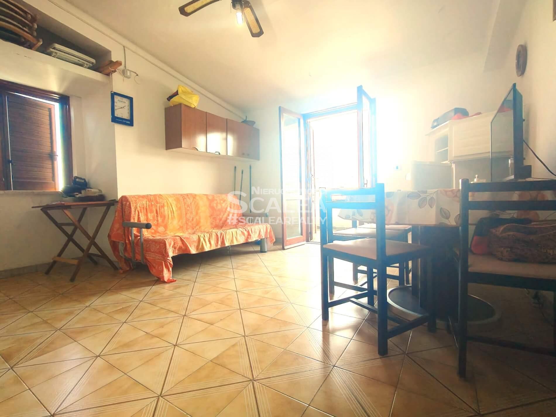 Apartament w Scalea na 5 kondygnacji, 2 sypialnie