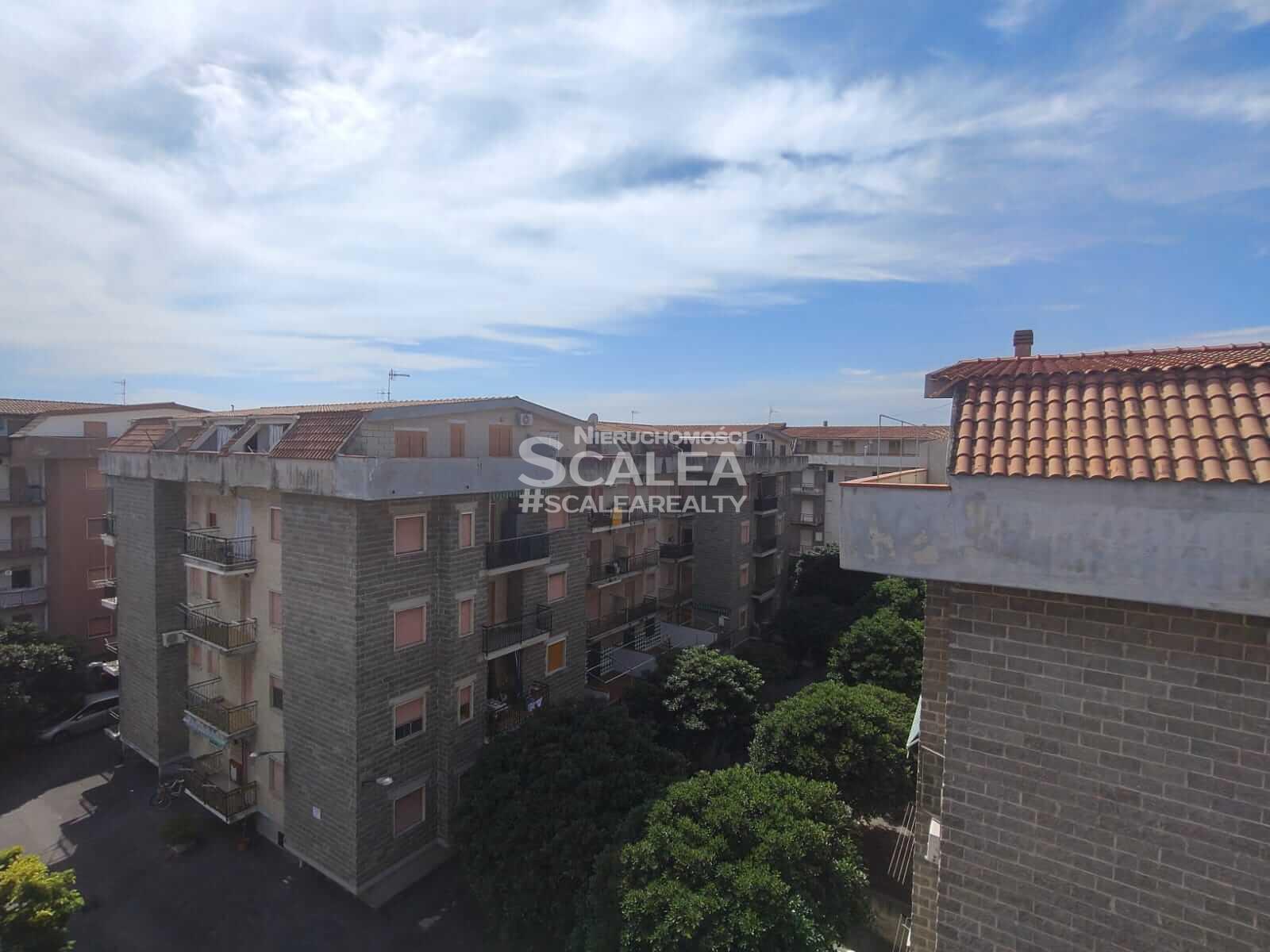 Apartament w Scalea na 5 piętrze, 200 metrów od plaży