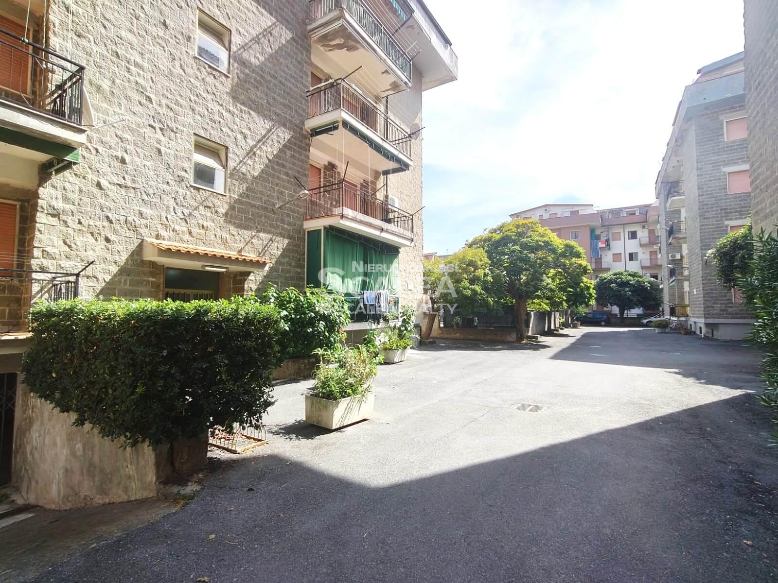 Apartament w Scalea na 5 piętrze, 200 metrów od plaży