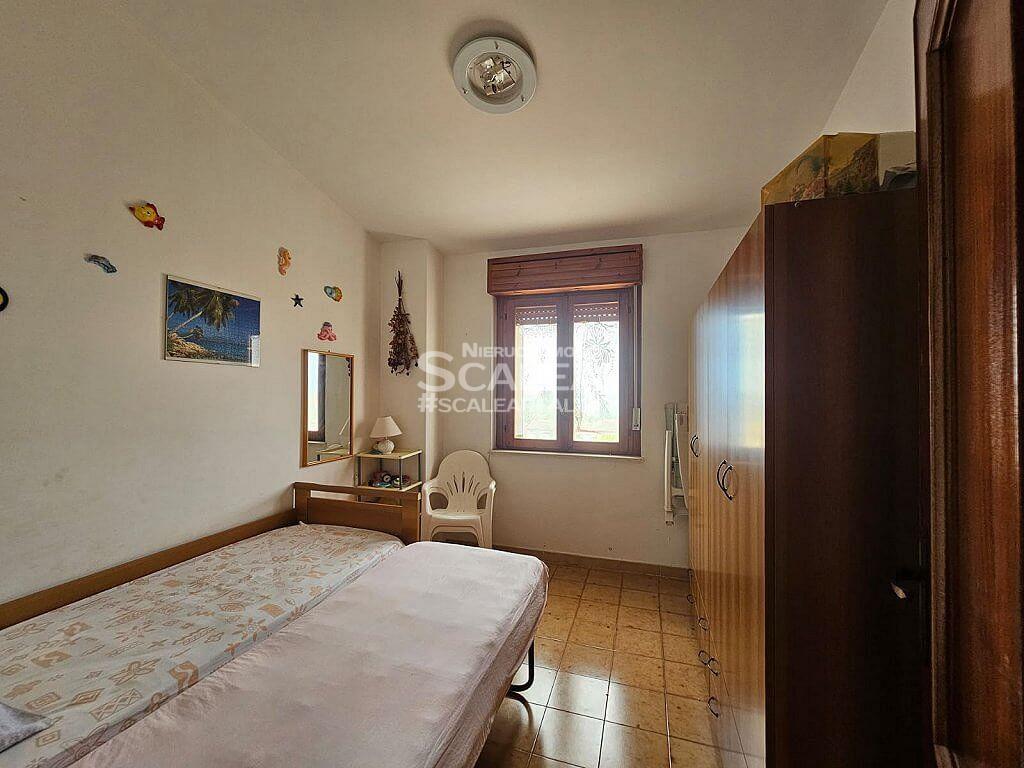 Apartament z garażem, w centrum Scalea, 80 m2 z widokiem na morze
