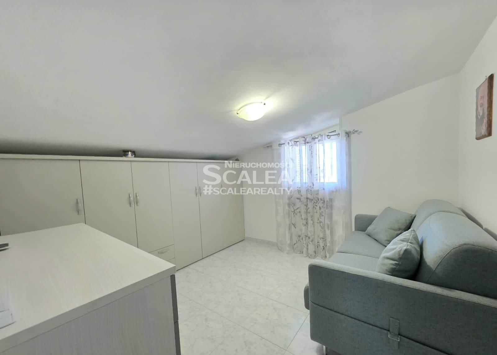 Dom szeregowy o powierzchni prawie 160 metrów kwadratowych w centrum miasta Scalea