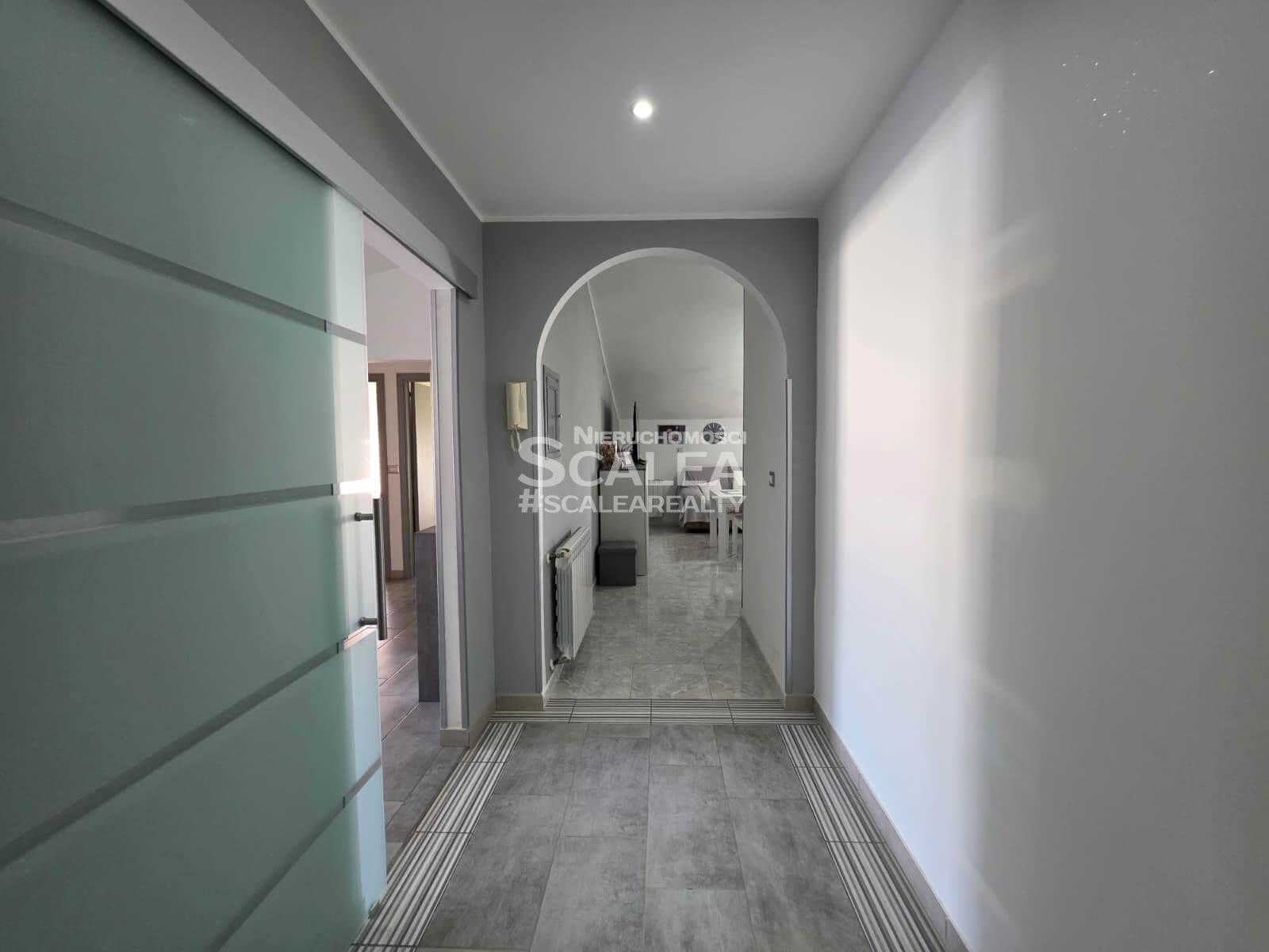 Dom szeregowy o powierzchni prawie 160 metrów kwadratowych w centrum miasta Scalea