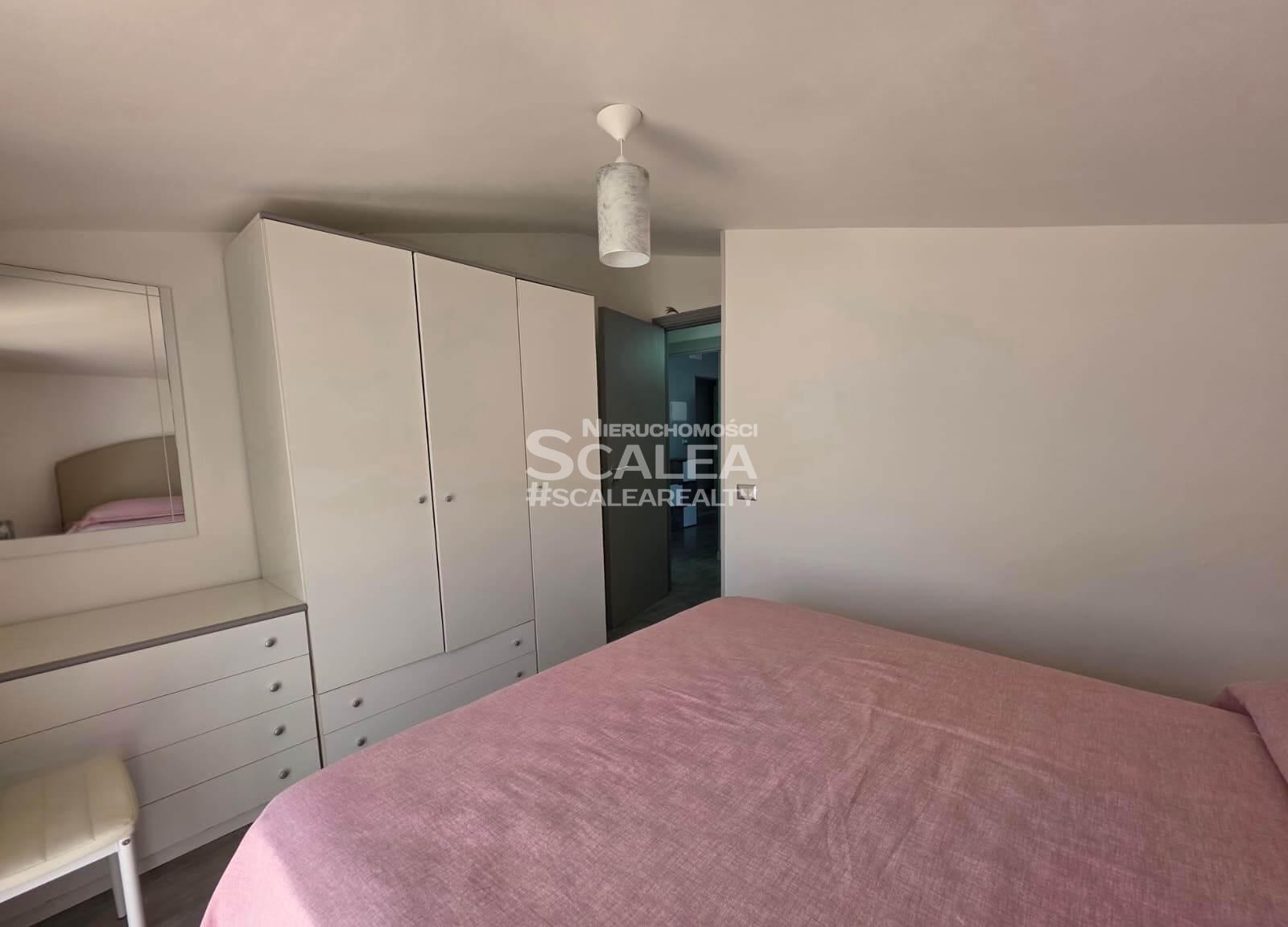 Dom szeregowy o powierzchni prawie 160 metrów kwadratowych w centrum miasta Scalea