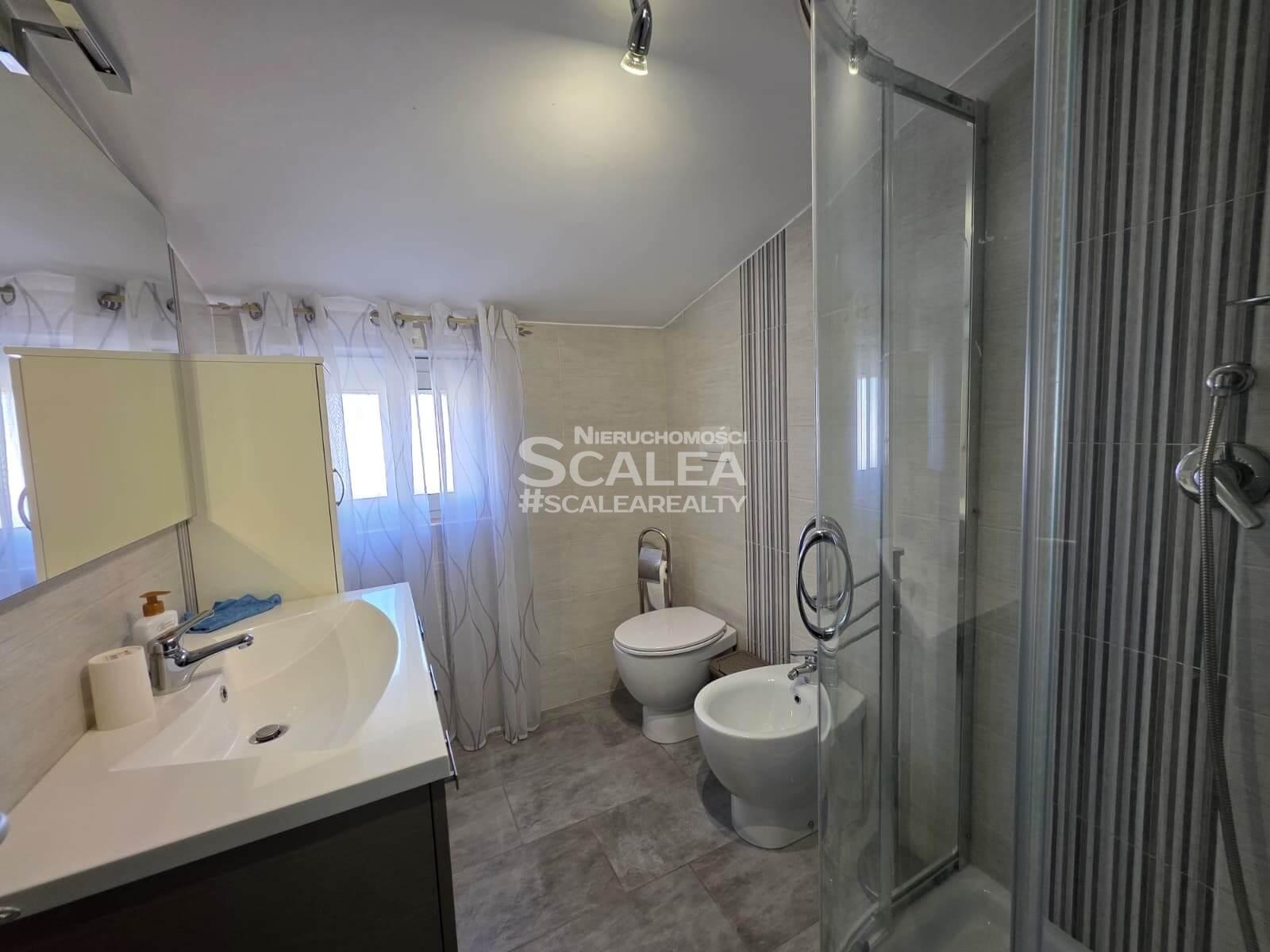 Dom szeregowy o powierzchni prawie 160 metrów kwadratowych w centrum miasta Scalea