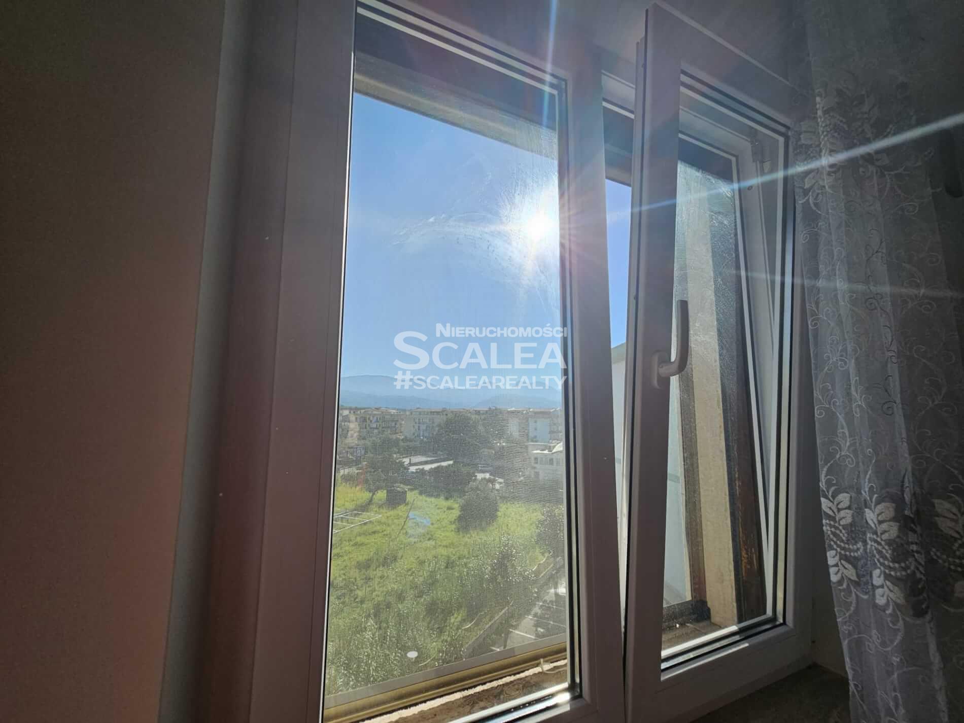 Scalea, luksusowy budynek z odnowionym apartamentem na 5 piętrze